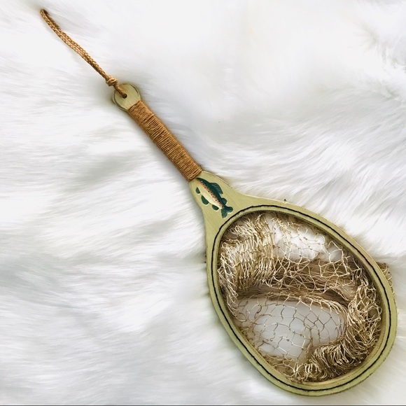 Vintage Other - Vtg Fish Net Hanging Racquet Wall Decor